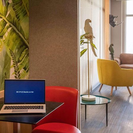 Ibis Styles Beaulieu Sur Mer Bagian luar foto