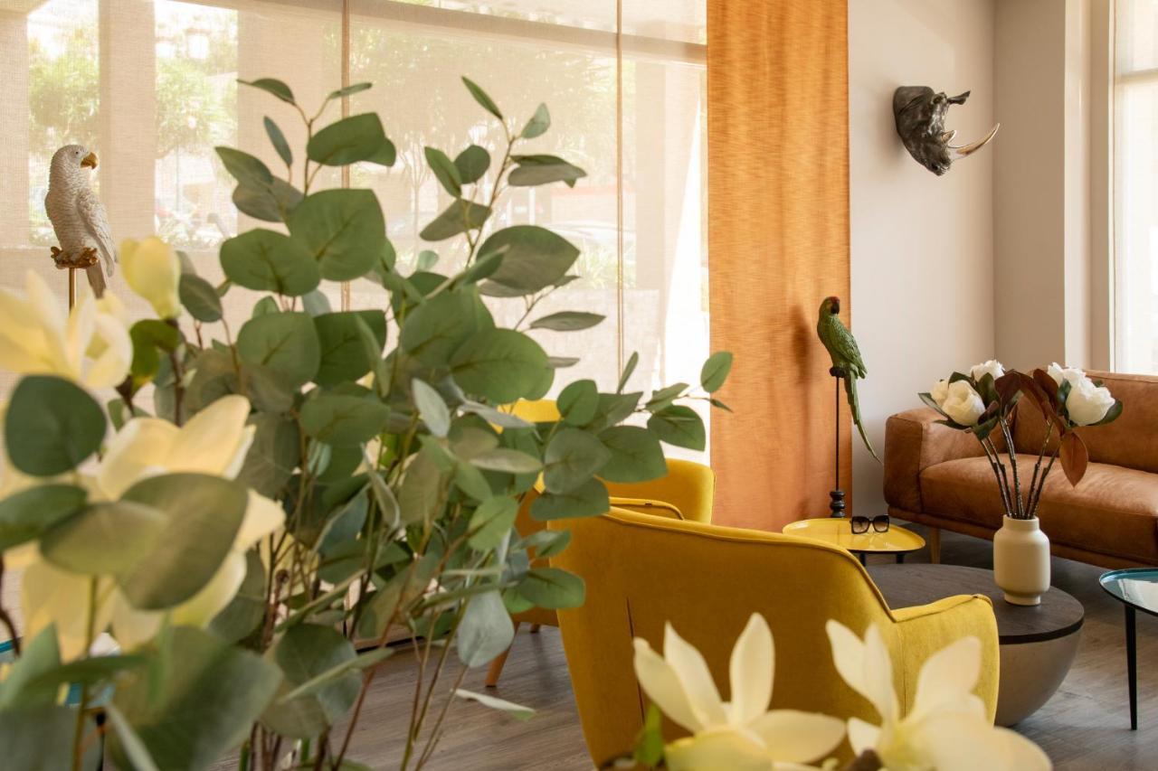 Ibis Styles Beaulieu Sur Mer Bagian luar foto