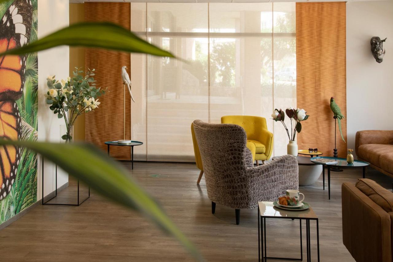 Ibis Styles Beaulieu Sur Mer Bagian luar foto