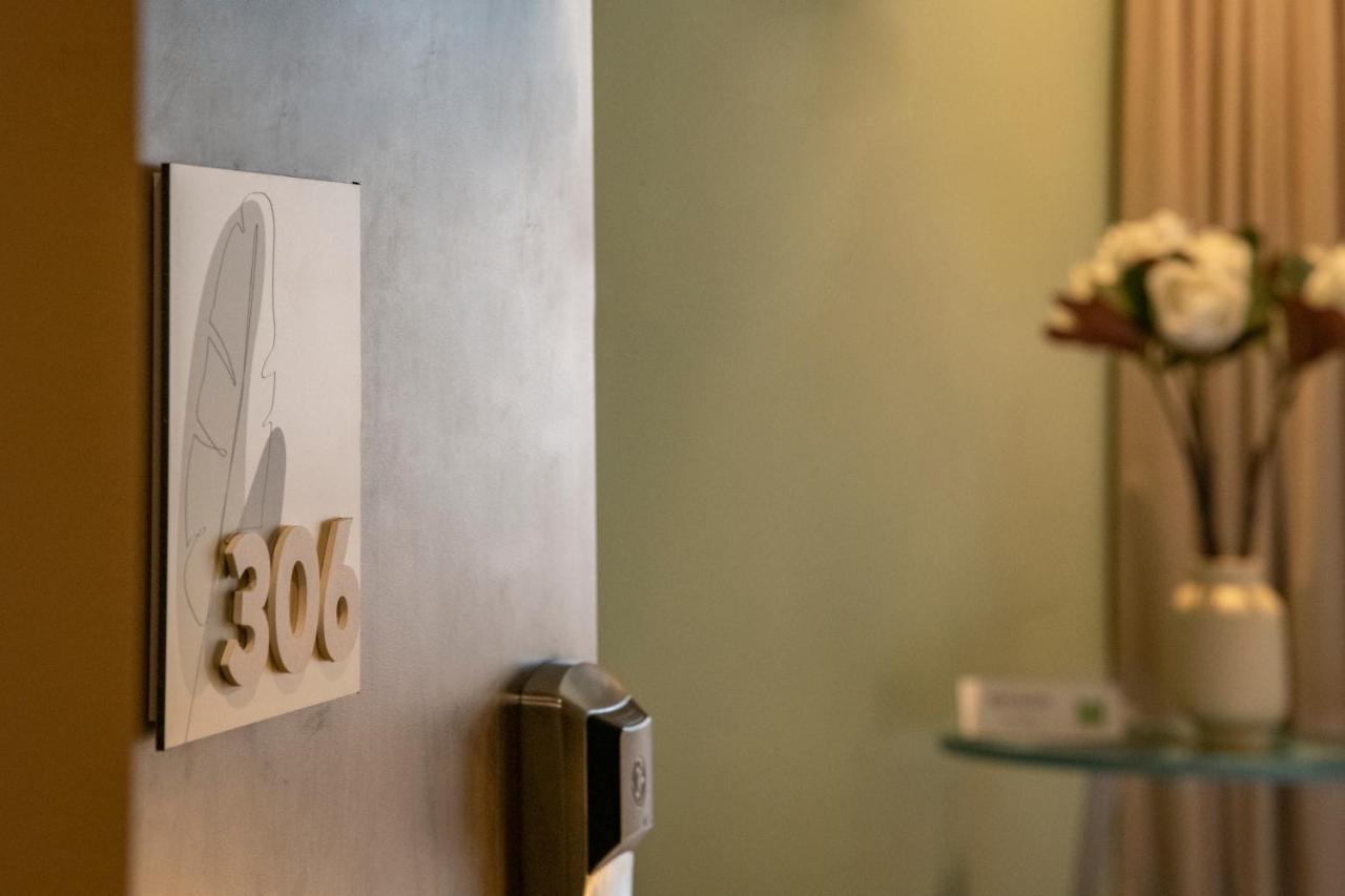 Ibis Styles Beaulieu Sur Mer Bagian luar foto