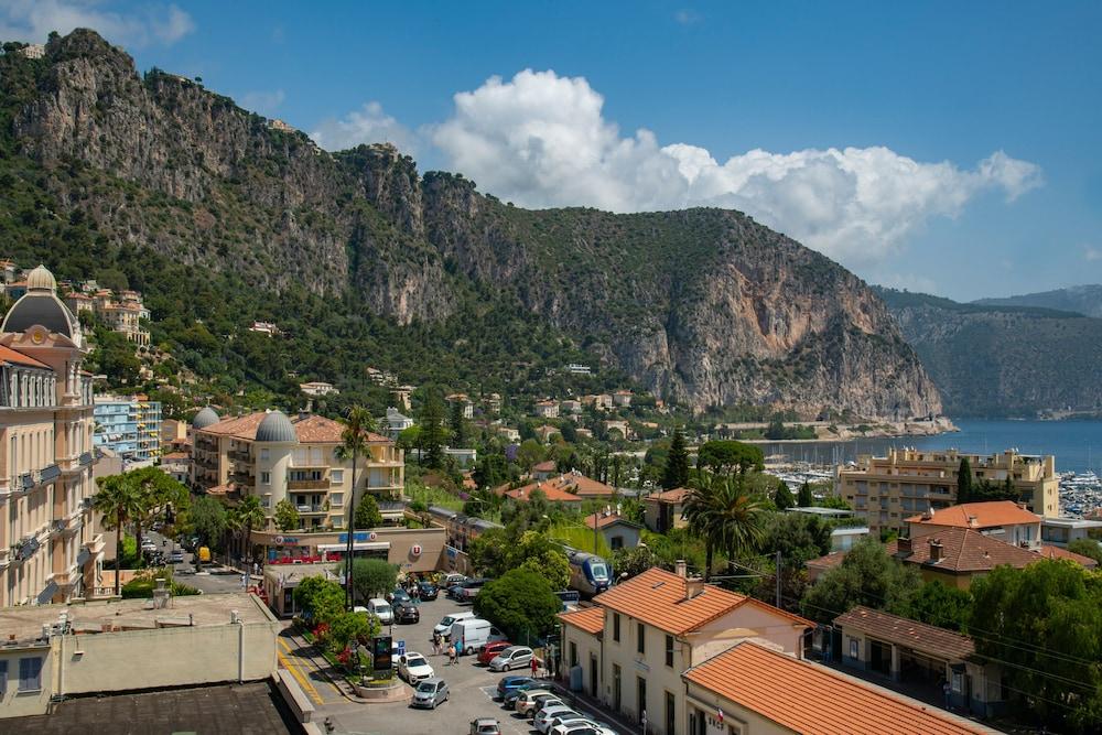 Ibis Styles Beaulieu Sur Mer Bagian luar foto